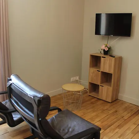 Apartamento La Roche-posay, 1 Piece, 2 Personnes - Fr-1-541-68 *